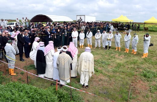 Ιράκ: Άνοιξε ομαδικός τάφος θυμάτων του ΙΚ παρουσία της νομπελίστριας Νάντια Μουράντ