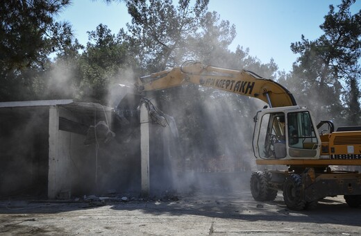 Μόλις 30 κατεδαφίσεις μετά την πυρκαγιά στο Μάτι- Χιλιάδες είχε υποσχεθεί η κυβέρνηση Τσίπρα