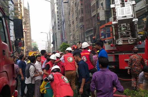 Μπανγκλαντές: Πυρκαγιά σε κτίριο 19 ορόφων - Αναφορές για εγκλωβισμένους και τραυματίες