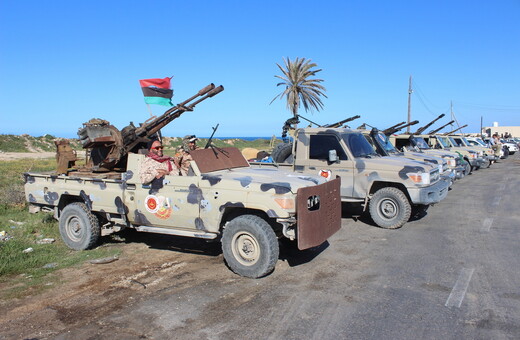Στα άκρα η Λιβύη: Ο Χάφταρ εξαπέλυσε αεροπορική επιδρομή σε προάστιο της Τρίπολης