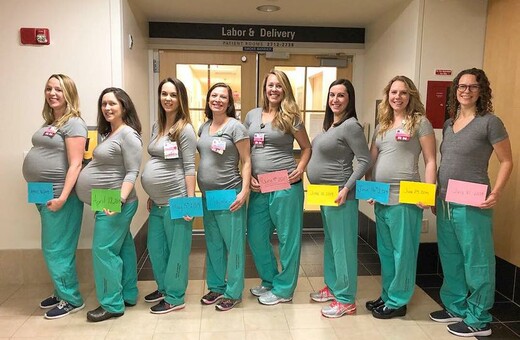 Ταυτόχρονα έγκυες 9 νοσοκόμες μιας μαιευτικής κλινικής - Γεννούν την ίδια περίοδο