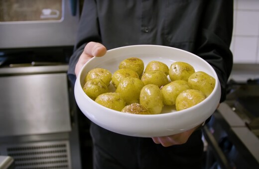 Αυτές είναι οι ακριβότερες πατάτες στον κόσμο - κάποτε πωλήθηκαν σε δημοπρασία για 1000 ευρώ το κιλό!