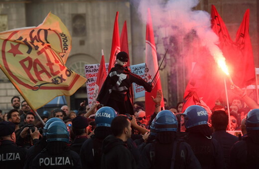 Επεισόδια στις διαδηλώσεις κατά του Σαλβίνι στη Νάπολη