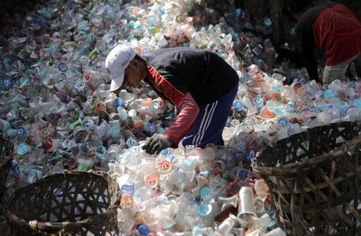 WWF: Τα 17 μέτρα για την πλαστική ρύπανση - «Η Ελλάδα έχει πολύ δρόμο να διανύσει»