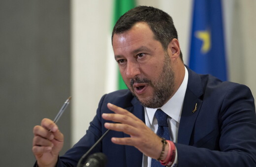 Σαλβίνι: Αφήνει ανοικτό το ενδεχόμενο εκλογών στην Ιταλία