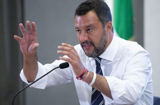 Ιταλία: Ο Σαλβίνι ζητά πρόωρες εκλογές