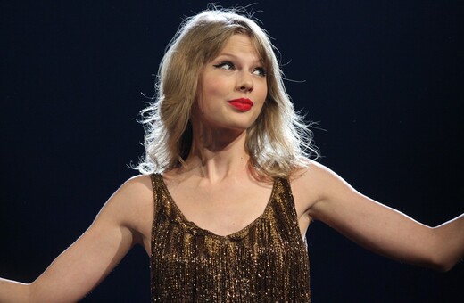 Taylor Swift: 1,3 εκατ. πωλήσεις σε 24 ώρες για το «Folklore»