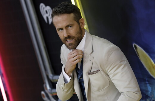 O Ryan Reynolds προσφέρει 5.000 δολ. - Για να βρεθεί το αρκουδάκι μιας 28χρονης