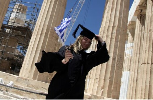 Ταχύτερη αναγνώριση πτυχίων από κολέγια & ξένα πανεπιστήμια - Το σχέδιο του υπ. Παιδείας