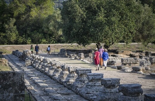 Μια 52χρονη καθηγήτρια έπαθε καρδιά στην αρχαία Ολυμπία και πέθανε πριν τη μεταφέρουν στο νοσοκομείο Ιωαννίνων