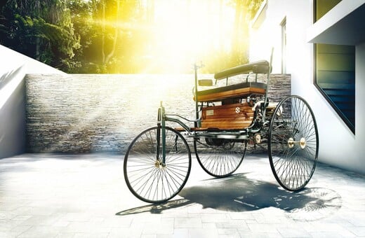 The Mercedes-Benz “Circle of Art” Exhibition