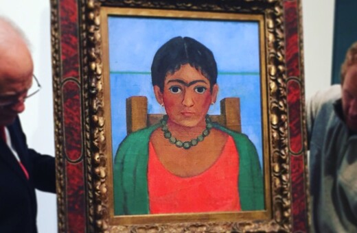 «Το Κορίτσι με Περιδέραιο»: Ένα αριστούργημα της Φρίντα Κάλο που βρέθηκε μετά από 60 χρόνια πουλήθηκε για 1,8 εκατ. $