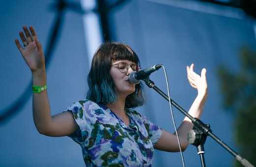 Η τραγουδίστρια των Daphne and the Fuzz και ο πρώτος δίσκος που αγάπησε