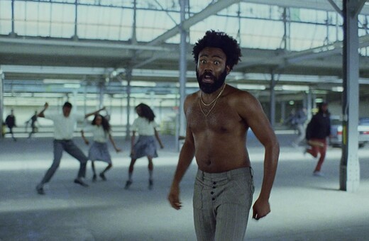 Γιατί «καίει» τόσο πολύ το «This is America» του Childish Cambino;