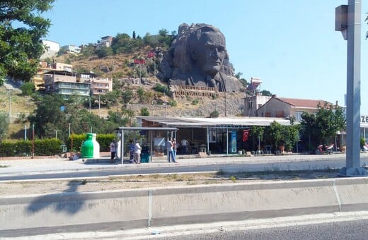 Χθες το πρωί στη Σμύρνη...