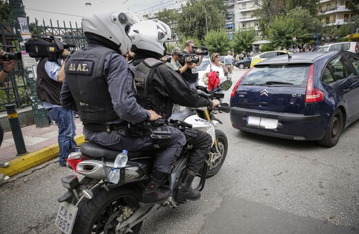 Προθεσμία για να απολογηθεί την Τετάρτη πήρε ο Μπαρμπαρούσης