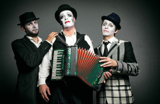 Οι Tiger Lillies έχουν τον τρόπο τους και βασικά θα τον έχουν πάντα - ακόμη κι αν μείνουν με ένα δόντι