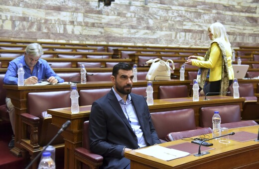Θύμα ξυλοδαρμού από ακροδεξιούς ο βουλευτής του ΣΥΡΙΖΑ Πέτρος Κωνσταντινέας