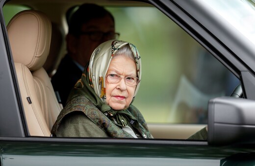Γιατί η βασιλική οικογένεια δεν φορά ζώνη ασφαλείας - Ένας ειδικός αποκαλύπτει τον περίπλοκο λόγο