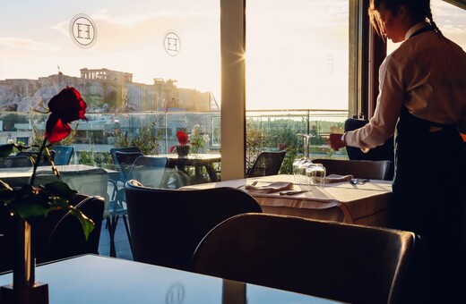 XFloor: Δείπνο με θέα στον δέκατο όροφο του ξενοδοχείου Electra Athens
