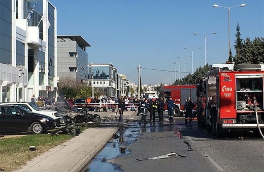 Οι πρώτες εικόνες από το σημείο της έκρηξης στη Βουλιαγμένης