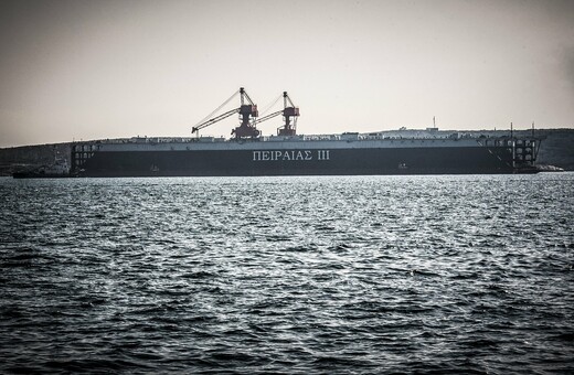 Handelsblatt: Είναι το λιμάνι του Πειραιά, το νέο Αμβούργο;
