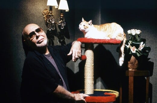 Ανδρέας Βουτσινάς: Η μοναχική μου πρωτοχρονιά στο Παρίσι του 1968, πίνοντας σαμπάνια με το μπιμπερό