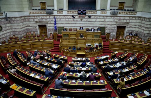 Βουλή: Αποχώρησαν ΚΚΕ, ΜέΡΑ25 και Ελληνική Λύση - Δεν θα ψηφίσουν για Παπαγγελόπουλο