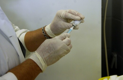 Τσιόδρας: Νέες οδηγίες για τον εμβολιασμό των παιδιών