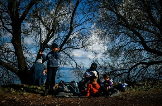 Έβρος: Σχεδόν 2.900 απόπειρες εισόδου το τελευταίο 24ωρο- 58 αφίξεις στα νησιά