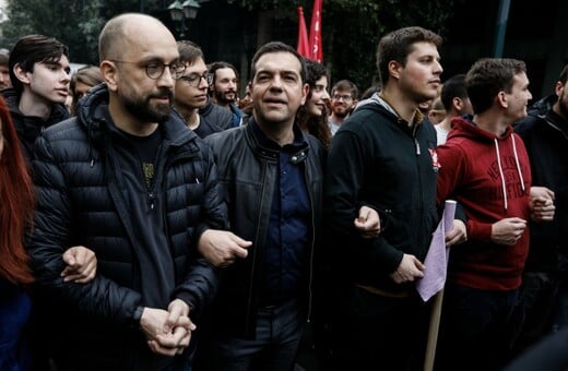 ΝΔ: O Τσίπρας θέλει να καπηλευτεί το χθεσινό συλλαλητήριο - Ας κάνει δική του διαδήλωση να δούμε πόσους θα μαζέψει