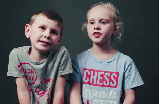 Πρωταθλητές στο σκάκι, με μονοψήφια ηλικία, μιλούν (ενθουσιασμένοι)