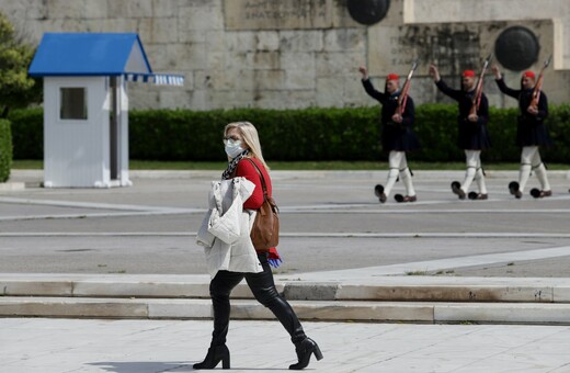 Απαγόρευση κυκλοφορίας: Τα νέα, πιο αυστηρά μέτρα που εξετάζει η κυβέρνηση