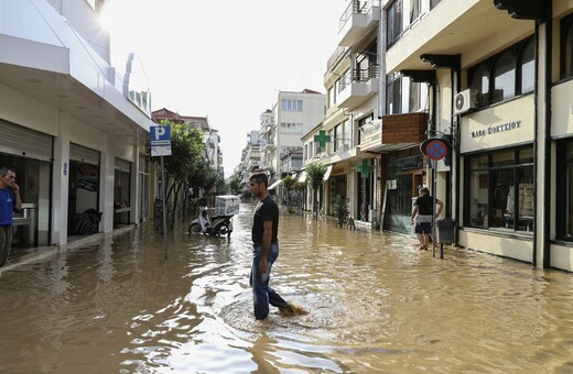 Κακοκαιρία Ιανός: Ανυπολόγιστες καταστροφές στη Θεσσαλία - Λέκκας: «Τελειωμένη πόλη η Καρδίτσα»