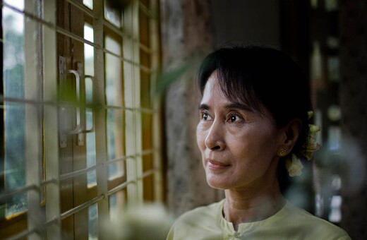 Πραξικόπημα στην Μιανμάρ: Ο στρατός ανέλαβε τον έλεγχο και συνέλαβε την Αούνγκ Σαν Σου Τσι