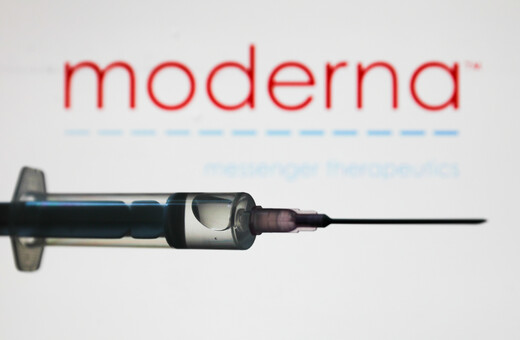 Εμβόλιο Moderna: «Ανοσία τουλάχιστον για ένα έτος» - Εντός του 2021 οι δοκιμές για τις μεταλλάξεις