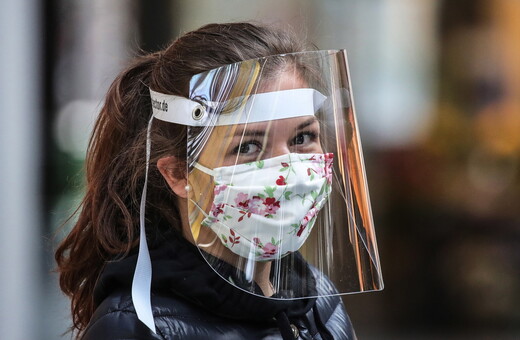 Γαλλία: «Μη χρησιμοποιείτε πλέον υφασμάτινη μάσκα» λέει ο υπουργός Υγείας