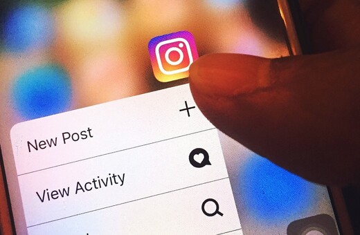 Ινδονησία: Οι influencers έχουν προτεραιότητα στον εμβολιασμό κατά του κορωνοϊού