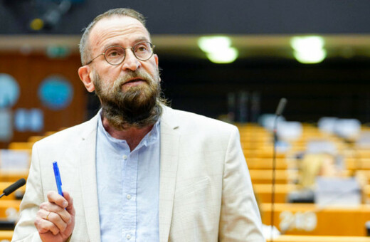 «Πάρτι σεξ» στις Βρυξέλλες: Παρελθόν και από το κόμμα Fidesz ο πρώην ευρωβουλευτής Γιόζεφ Σάγιερ