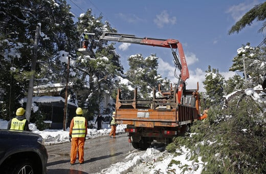 ΔΕΔΔΗΕ: 7.000 νοικοκυριά παραμένουν χωρίς ηλεκτρικό ρεύμα