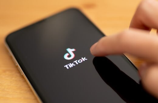 Η Ιταλία ξεκινά διαδικασία κατά του TikTok- «Επείγουσα ανάγκη να προστατευτούν οι ανήλικοι»