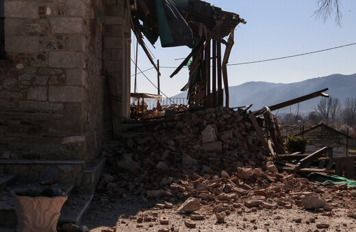 Ζημιές από τον σεισμό στην Ελασσόνα