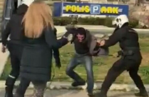 Αστυνομική βία στη Νέα Σμύρνη