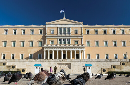 Πού πάνε για να πεθάνουν τα περιστέρια της Αθήνας;