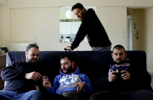 «Ας γνωρίσουμε τέσσερις ναρκομανείς κι ας δούμε πως συμπεριφέρονται στη καθημερινότητα τους»