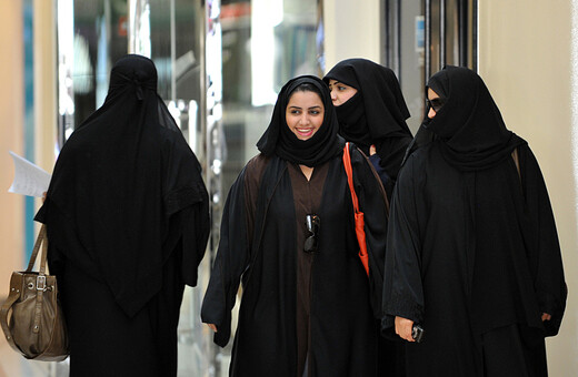 Μέσα στον απρόσιτο κόσμο των γυναικών της Σαουδικής Αραβίας