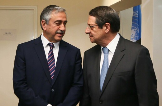 Κυπριακό: Ο Ακιντζί αποχώρησε από τις συνομιλίες με τον Αναστασιάδη
