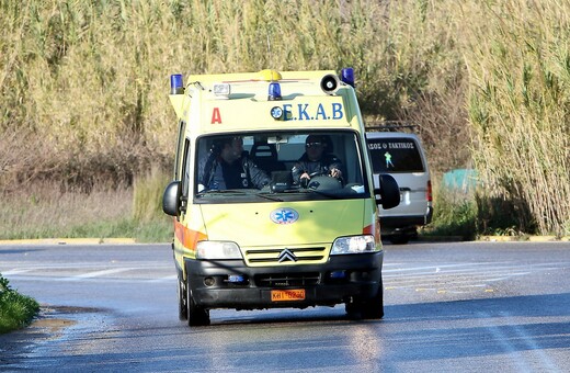 Λεωφορείο με μαθητές δημοτικού ανετράπη στις Σέρρες