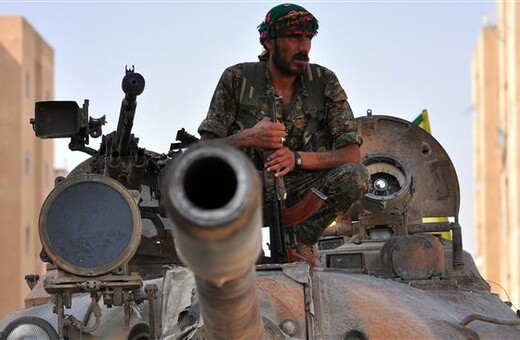 "Χαστούκι" στην Άγκυρα η απόφαση των ΗΠΑ να δώσουν όπλα στους Κούρδους