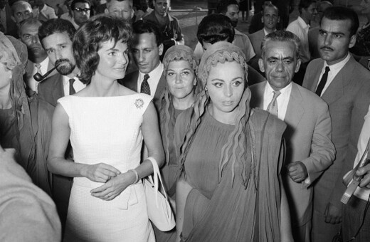 Ίντριγκες, σκάνδαλα, λάμψη και σταρ στην Επίδαυρο, τα πρώτα χρόνια